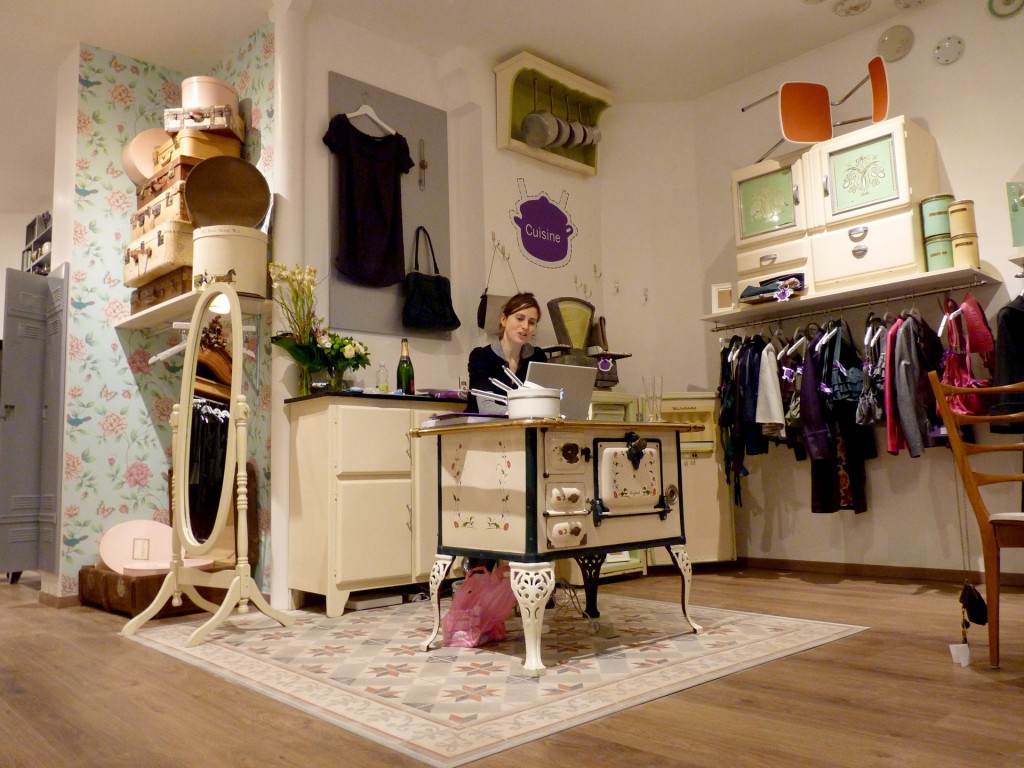 architecte concept boutique vintage vetement accueil paperdolls agence avous