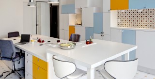 maison renovation luxe salle de bain exceptionnelle selles parement pierre parquet pont de bateau agence avous