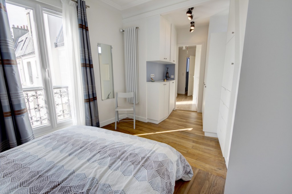 appartement familiale chambre parentale dressing bleu gris renovation agence avous