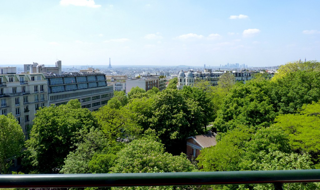 buttes chaumont vue sur tour eiffel agence avous