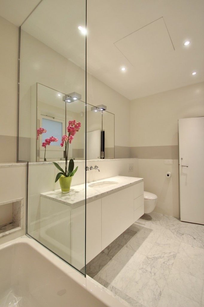 haussmannien marbre meuble salle de bain ambassade luxe agence avous