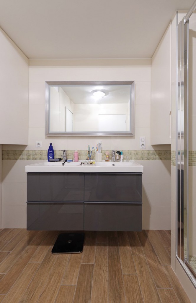 amenagement salle de bain carrelage parquet miroir dansani agence avous