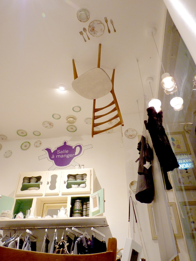 architecte concept boutique vintage vetement chaise plafond assiete decoration agence avous